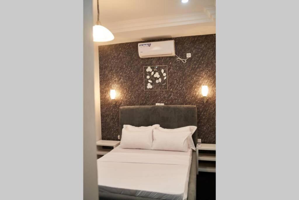Appartement Cosy Free Bonapriso Douala Exterior photo